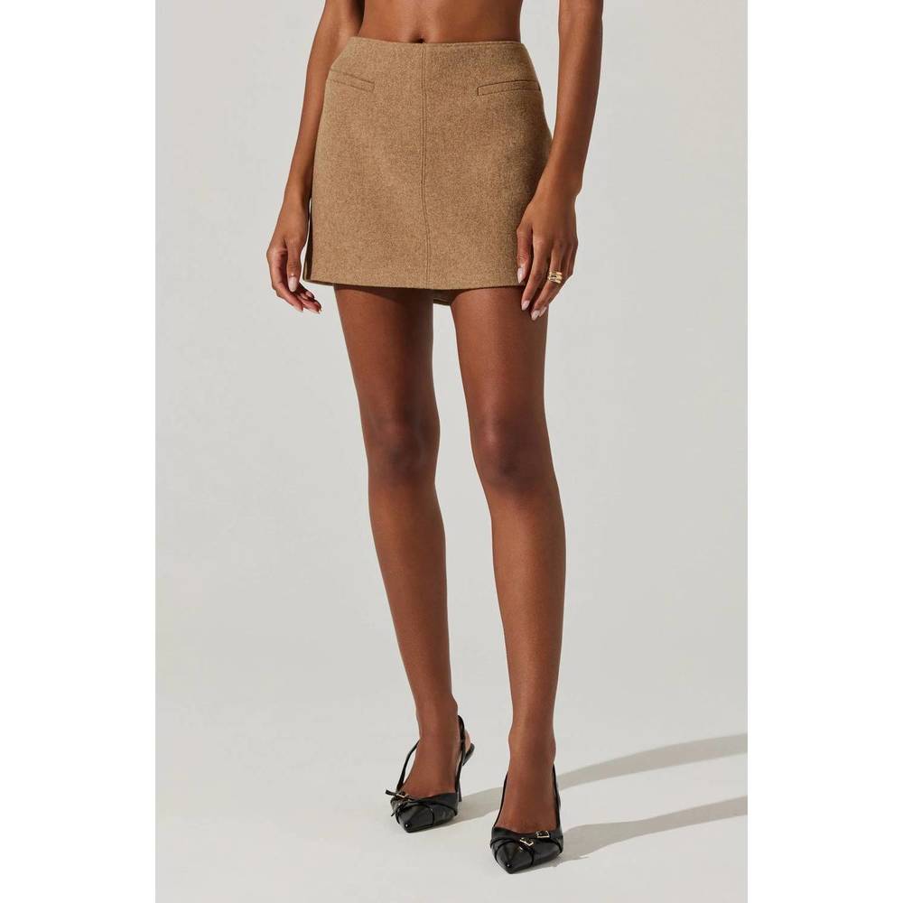 NEW ASTR laudine in camel